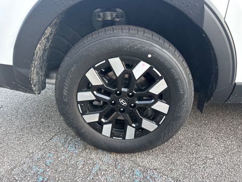 New 2026 Hyundai Santa Cruz SE FWD image 16