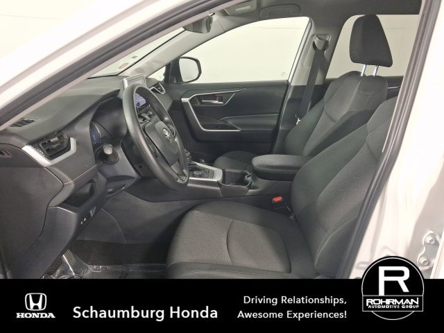 Used 2023 Toyota RAV4 AWD Hybrid image 5