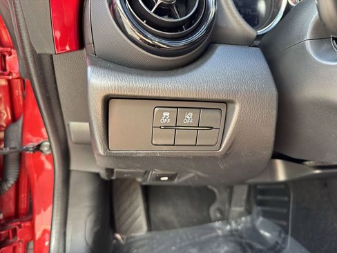 Used 2021 MAZDA MX-5 Miata Club image 55