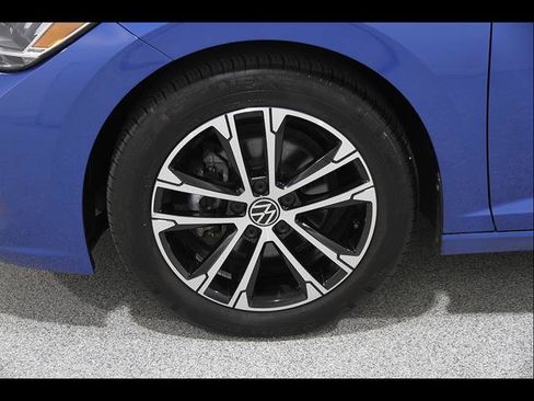 Certified 2024 Volkswagen Jetta Sport FWD image 20