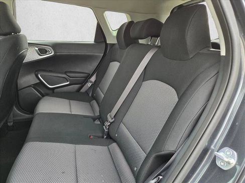 Used 2024 Kia Soul LX w/ Option Group 015 image 17