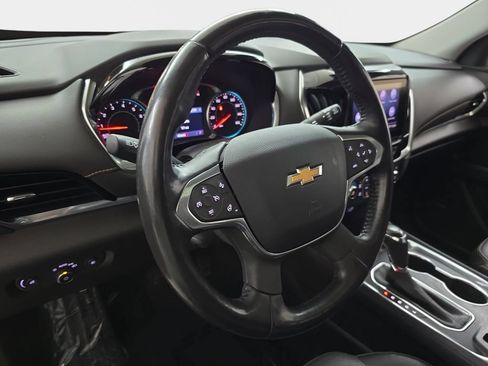 Used 2020 Chevrolet Traverse Premier AWD/4WD image 19