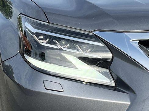 Certified 2023 Lexus GX 460 Premium w/ Premium Package AWD/4WD image 9