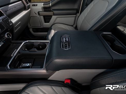 Used 2022 Ford F450 Limited w/ FX4 Off-Road Package image 84