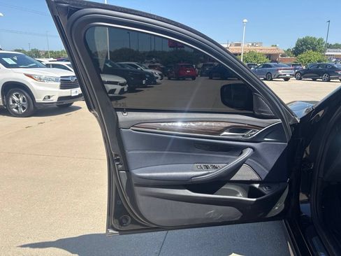 Used 2020 BMW M550i xDrive AWD/4WD image 9