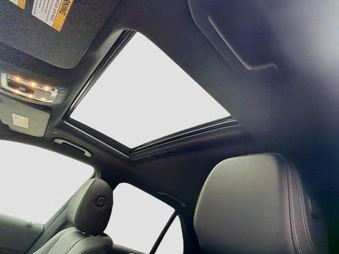 Used 2025 Mercedes-Benz GLE 450 GLE 450 image 26