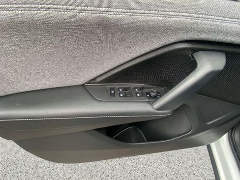 Certified 2025 Volkswagen Tiguan S AWD/4WD image 20