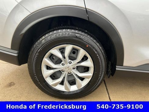 Certified 2025 Honda CR-V LX image 12