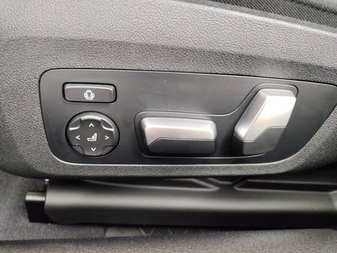 Used 2026 BMW 840i w/ M Sport Professional Package image 11