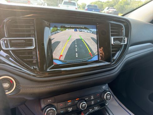 Used 2022 Dodge Durango SXT RWD image 12