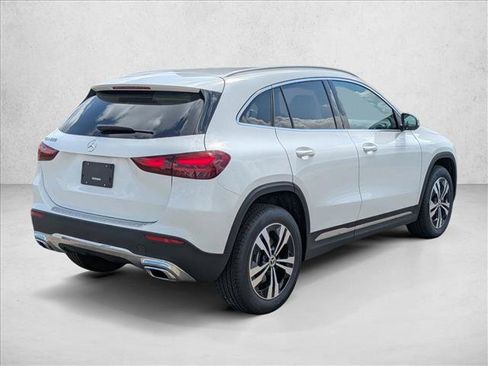 Used 2026 Mercedes-Benz GLA 250 image 2