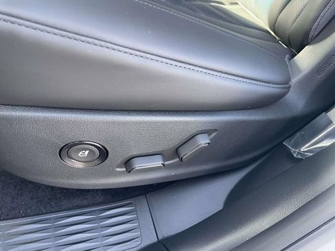 New 2026 Genesis GV80 3.5T Prestige image 24