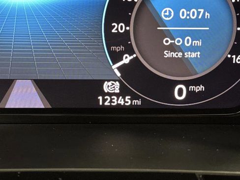 Used 2024 Volkswagen Atlas Cross Sport SEL Premium R-Line image 6