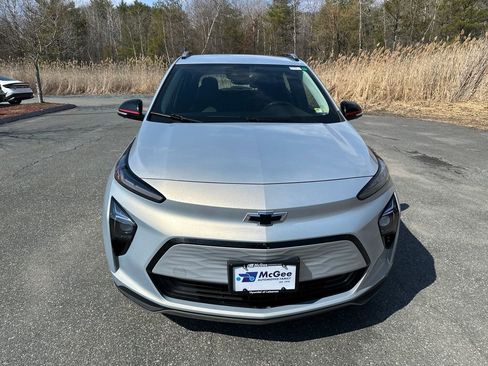 Used 2023 Chevrolet Bolt EUV Premier w/ Redline Edition FWD image 8