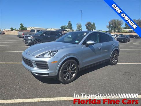 Used 2021 Porsche Cayenne Coupe AWD/4WD image 2