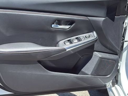 Certified 2024 Nissan Sentra SR FWD image 23