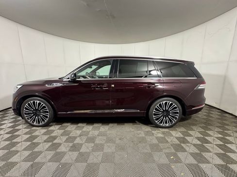 Certified 2023 Lincoln Aviator Black Label w/ Dynamic Handling Package AWD/4WD image 2