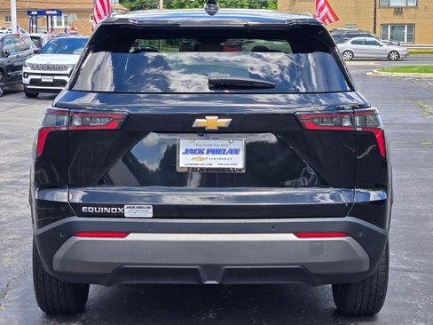 Certified 2025 Chevrolet Equinox LT FWD image 13