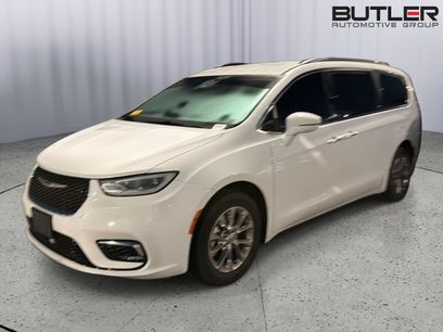 Used 2021 Chrysler Pacifica Touring-L