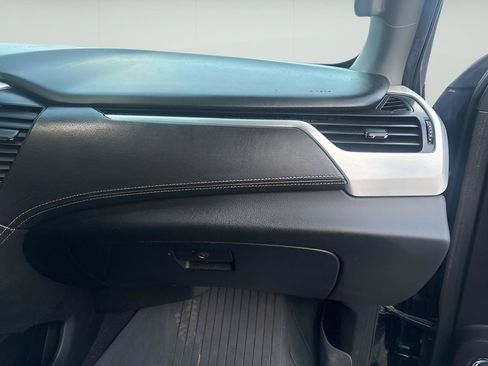 Used 2019 GMC Yukon SLT w/ Premium Edition AWD/4WD image 25