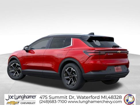 New 2026 Chevrolet Equinox EV LT FWD image 3