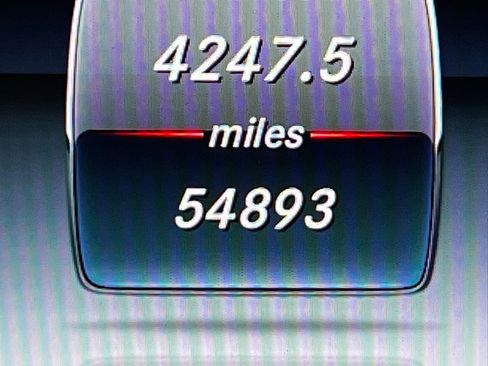 Used 2015 Mercedes-Benz C 300 Sedan image 11