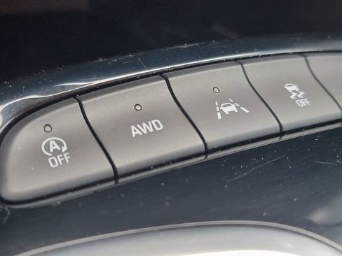 Used 2020 Buick Encore GX Select AWD/4WD image 6