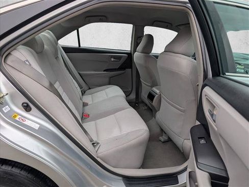 Used 2016 Toyota Camry LE FWD image 17