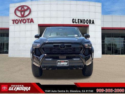 New 2026 Toyota Tacoma TRD Off-Road AWD/4WD image 3