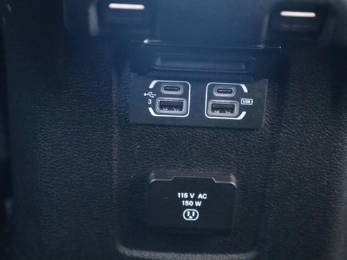 Used 2018 Jeep Wrangler Unlimited Rubicon AWD/4WD image 45