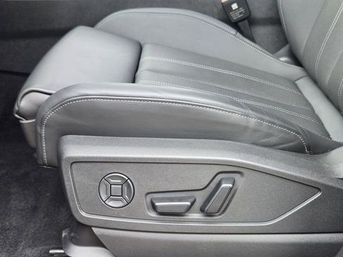 Used 2025 Audi Q5 Prestige AWD/4WD image 31