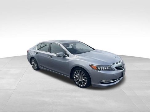 Used 2017 Acura RLX w/ Technology Package FWD image 4