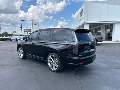 Used 2025 Cadillac Escalade Sport w/ Touring Package AWD/4WD image 10