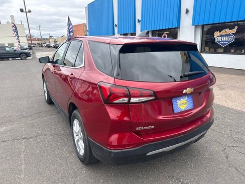 Used 2024 Chevrolet Equinox LT AWD/4WD image 11