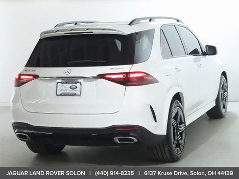 Used 2025 Mercedes-Benz GLE 350 4MATIC image 9