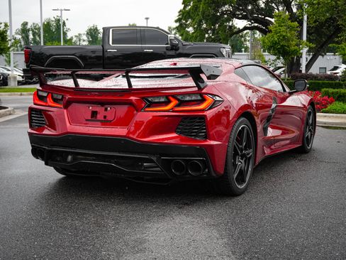 Used 2022 Chevrolet Corvette Stingray Preferred Cpe w/ Z51 Performance Package RWD image 9