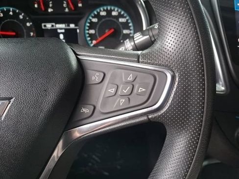 Used 2021 Chevrolet Malibu LT FWD image 21