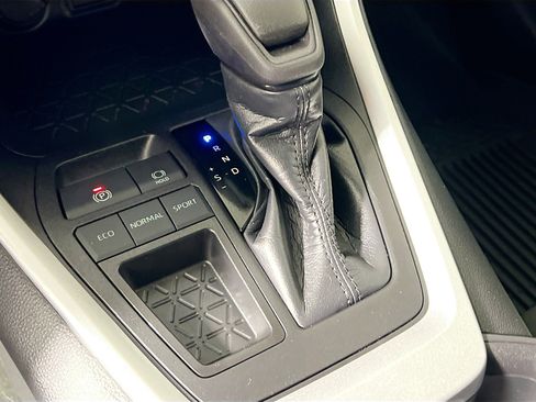 Used 2023 Toyota RAV4 XLE w/ Convenience Package image 25