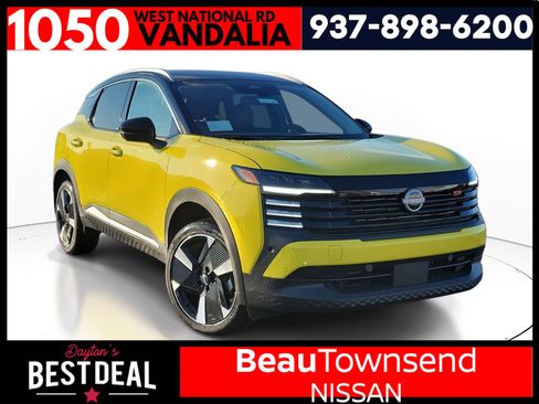 Used 2025 Nissan Kicks SR image 1