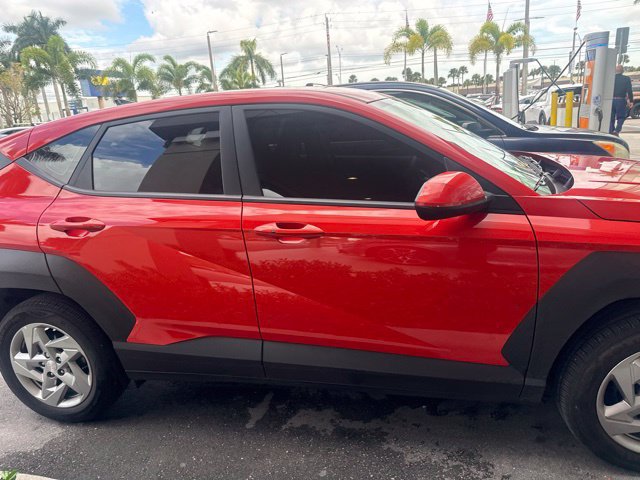 Used 2025 Hyundai Kona SE FWD image 5