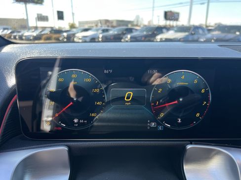 Used 2022 Mercedes-Benz GLB 250 4MATIC image 21