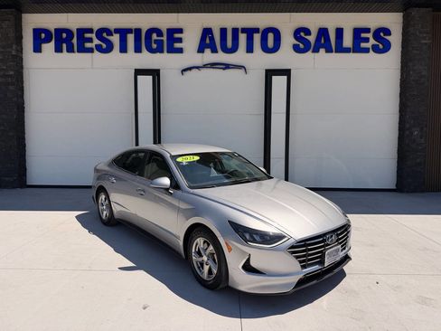 Used 2021 Hyundai Sonata SE FWD image 1