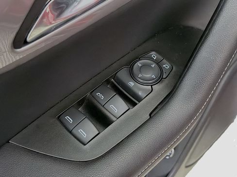 Used 2023 Chevrolet Blazer LT w/ Convenience Package FWD image 20