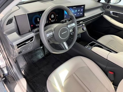 Used 2025 Hyundai Sonata SEL FWD image 14