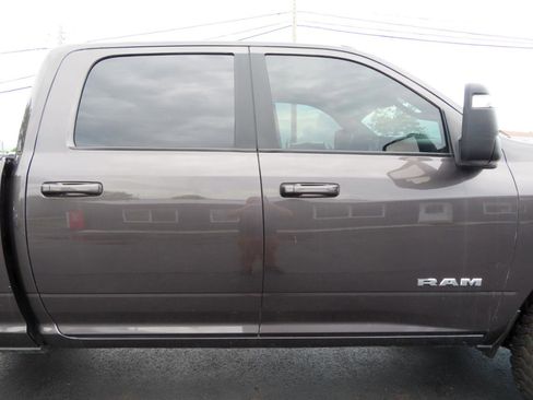 Used 2024 RAM 2500 Big Horn w/ Sport Appearance Package AWD/4WD image 24