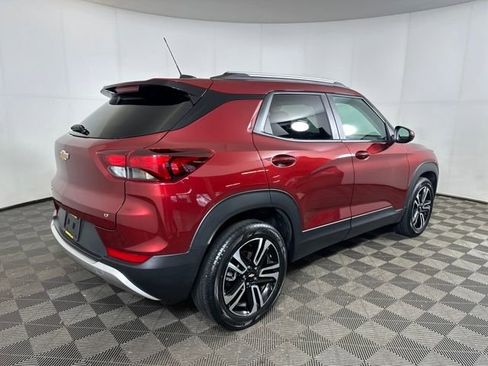 Used 2023 Chevrolet TrailBlazer LT image 11