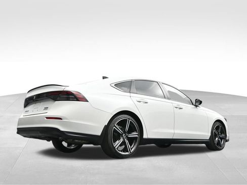 Used 2024 Honda Accord Sport image 43