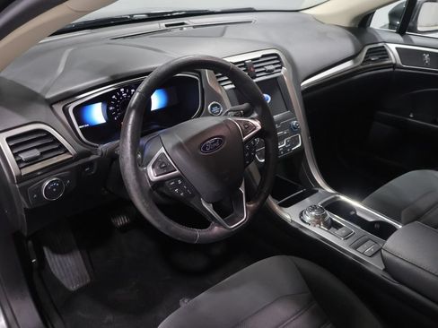 Used 2019 Ford Fusion SEL FWD image 14
