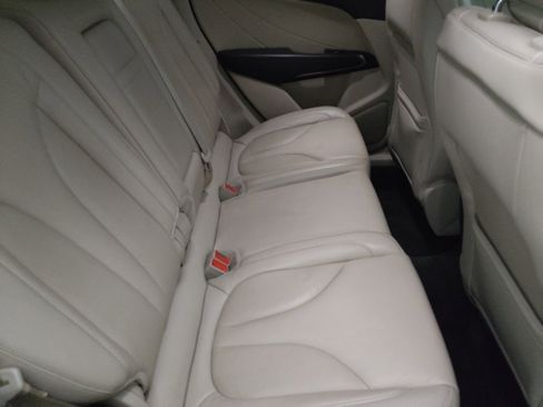 Used 2017 Lincoln MKC Select w/ Select Plus Package FWD image 19