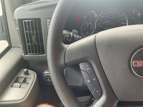 Used 2025 GMC Savana 2500 w/ Driver Convenience Package RWD image 15